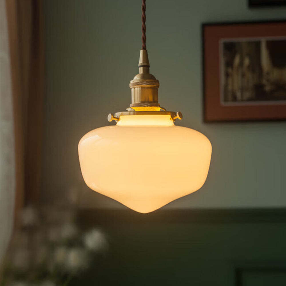 RetroLuxe – Elegancka lampa wisząca z klasycznym przemysłowym urokiem