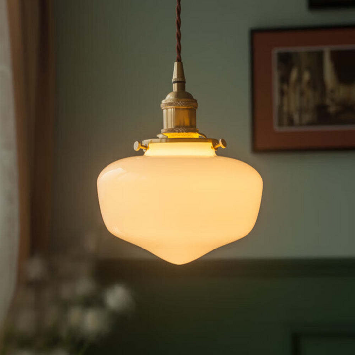 RetroLuxe – Elegancka lampa wisząca z klasycznym przemysłowym urokiem