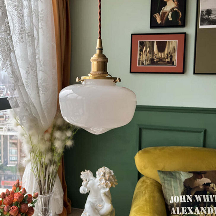 RetroLuxe – Elegancka lampa wisząca z klasycznym przemysłowym urokiem
