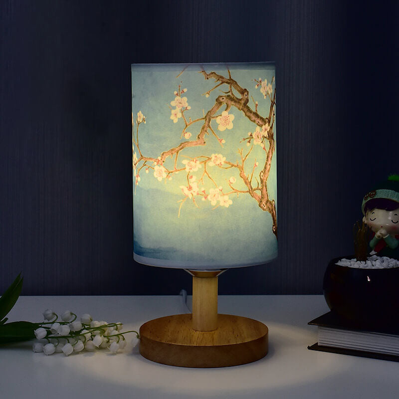Lampa biurkowa LED z drewna – naturalna elegancja, miękkie światło
