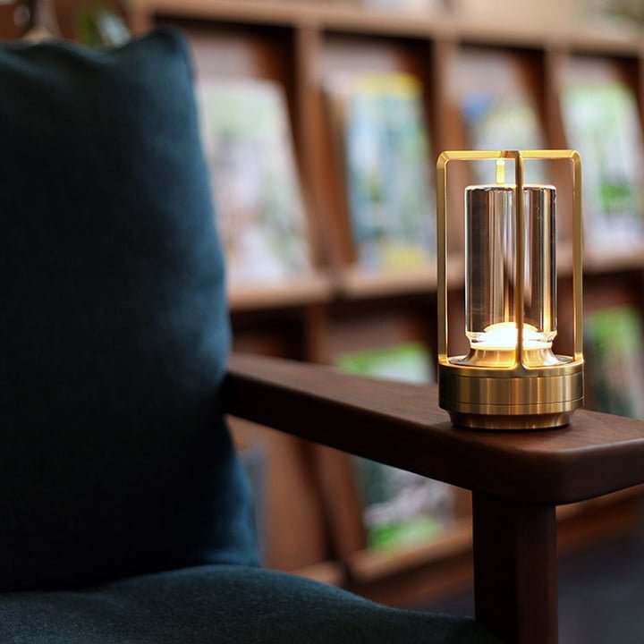 Carvallo – Elegancka Dimmbar Lampa Stołowa z Kryształem