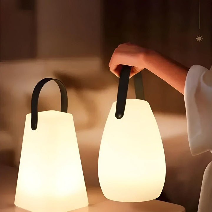 Lampa LED bezprzewodowa – Przenośna i Wodoodporna z pilotem | Do ogrodu, balkonu i salonu