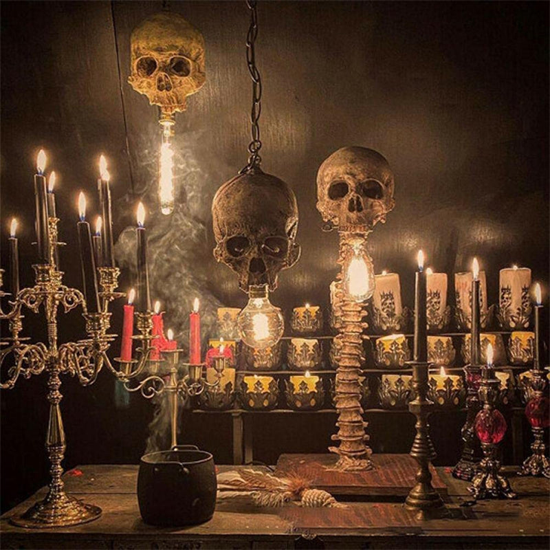 SkulloSpine – LED lampa czaszkowa z detalami kręgosłupa w mrocznym stylu dekoracyjnym