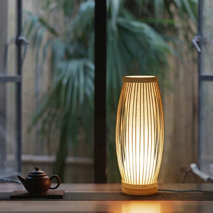 Japońska lampa stołowa