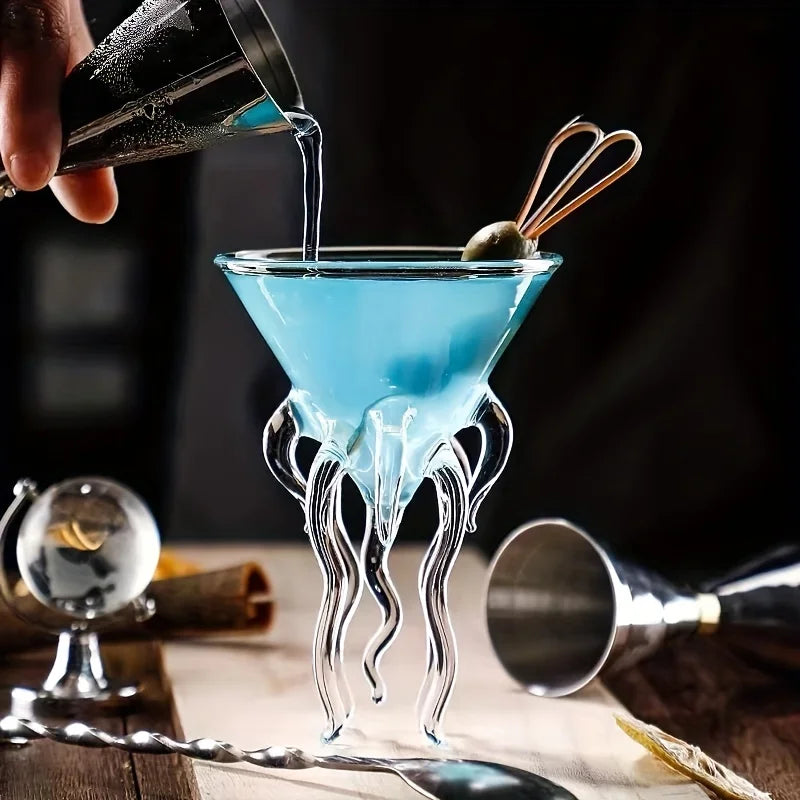 Carvallo - Unikalny kieliszek Martini inspirowany ośmiornicą dla stylowych domowych barów