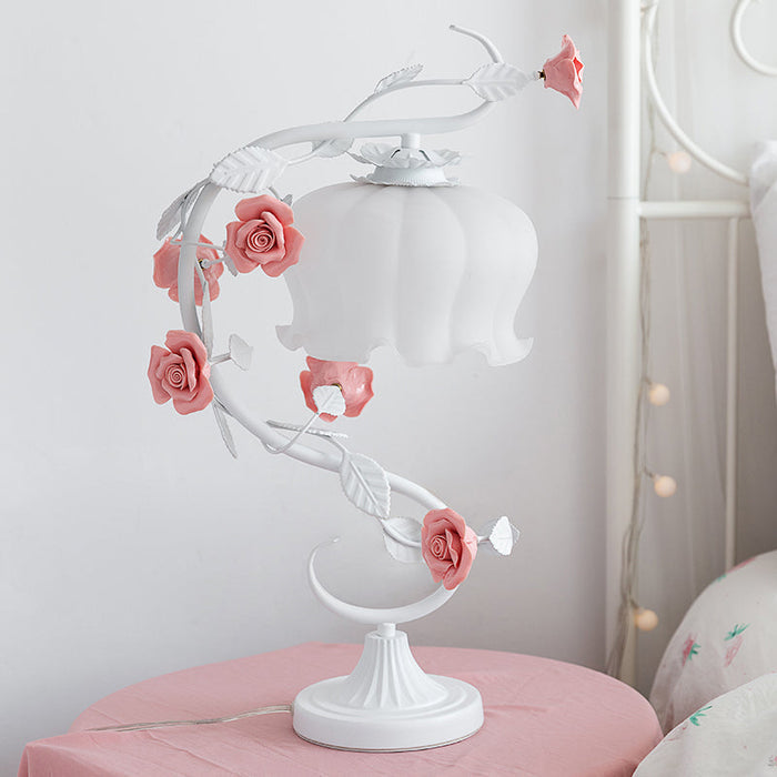 RoseGlow - Elegancka Lampa Överdraget