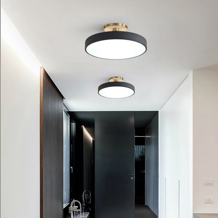 Lampa sufitowa Flush Round | Nowoczesna armatura LED | Miękkie światło | Metal i akryl