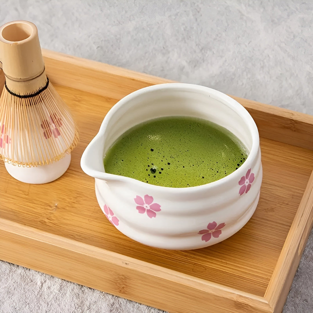 Zestaw Matcha z 5 częściami – Japońska herbata z filiżanką, bambusowym pędzlem i sitkiem.