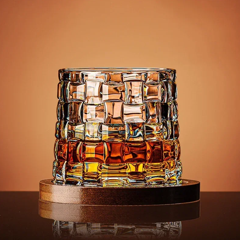 Carvallo - Premium szklanka do whisky z skomplikowaną obracającą się podstawą dla unikalnych doświadczeń