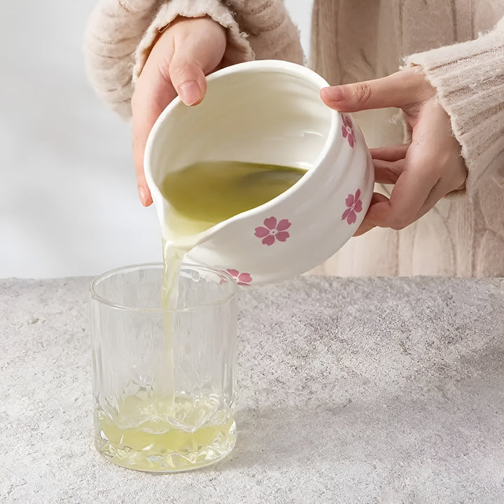 Zestaw Matcha z 5 częściami – Japońska herbata z filiżanką, bambusowym pędzlem i sitkiem.
