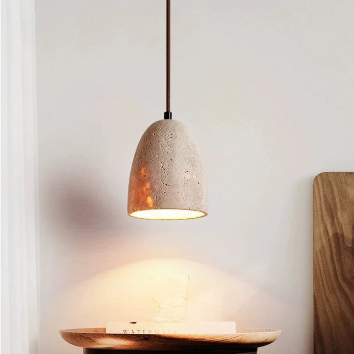 Carvallo - Lampa wisząca z naturalną strukturą kamienia i miękkim ciepłym światłem