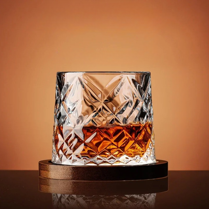 Carvallo - Premium szklanka do whisky z skomplikowaną obracającą się podstawą dla unikalnych doświadczeń