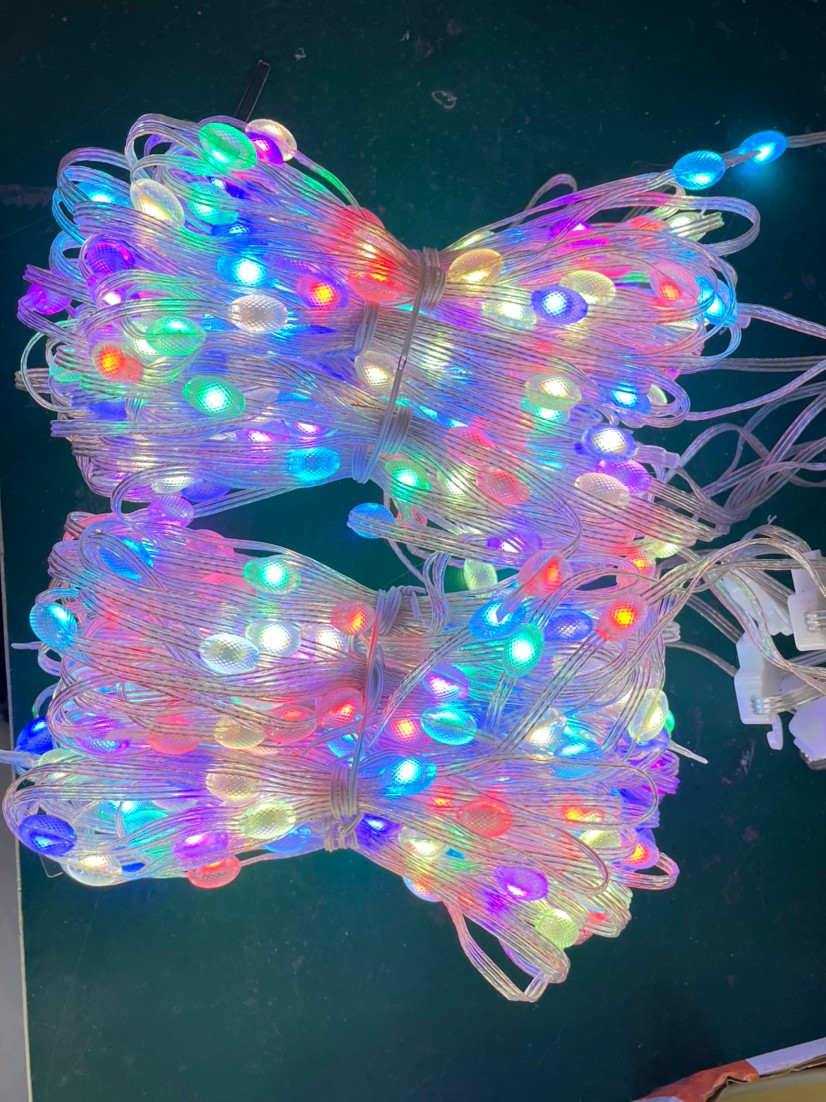 Kurtyna świetlna LED RGB z Bluetooth i aplikacją – 1x1 do 3x3 m
