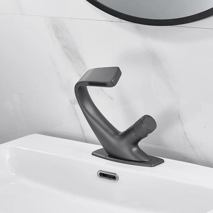 Nowoczesna bateria umywalkowa – Elegancki design dla stylowych, funkcjonalnych przestrzeni