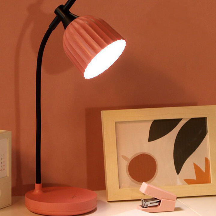 Elegancka lampa biurkowa LED – nowoczesny minimalistyczny design