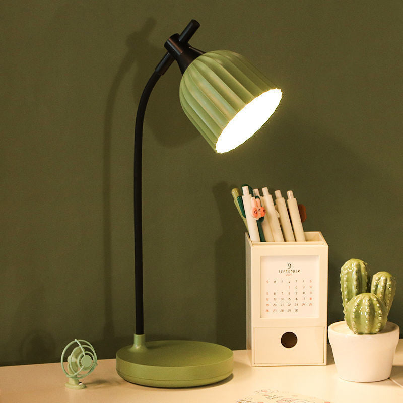 Elegancka lampa biurkowa LED – nowoczesny minimalistyczny design
