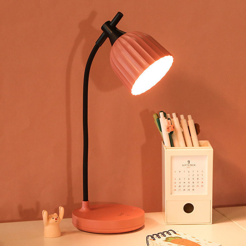 Elegancka lampa biurkowa LED – nowoczesny minimalistyczny design
