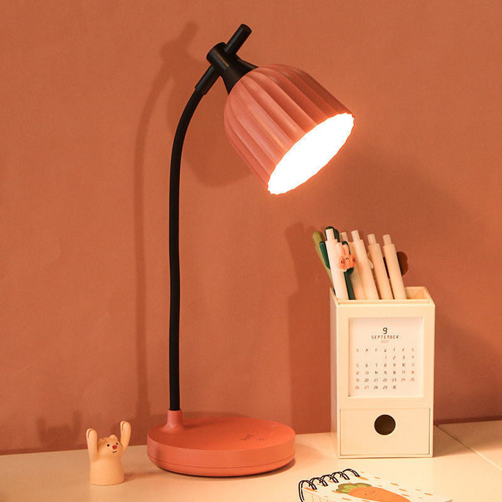 Elegancka lampa biurkowa LED – nowoczesny minimalistyczny design