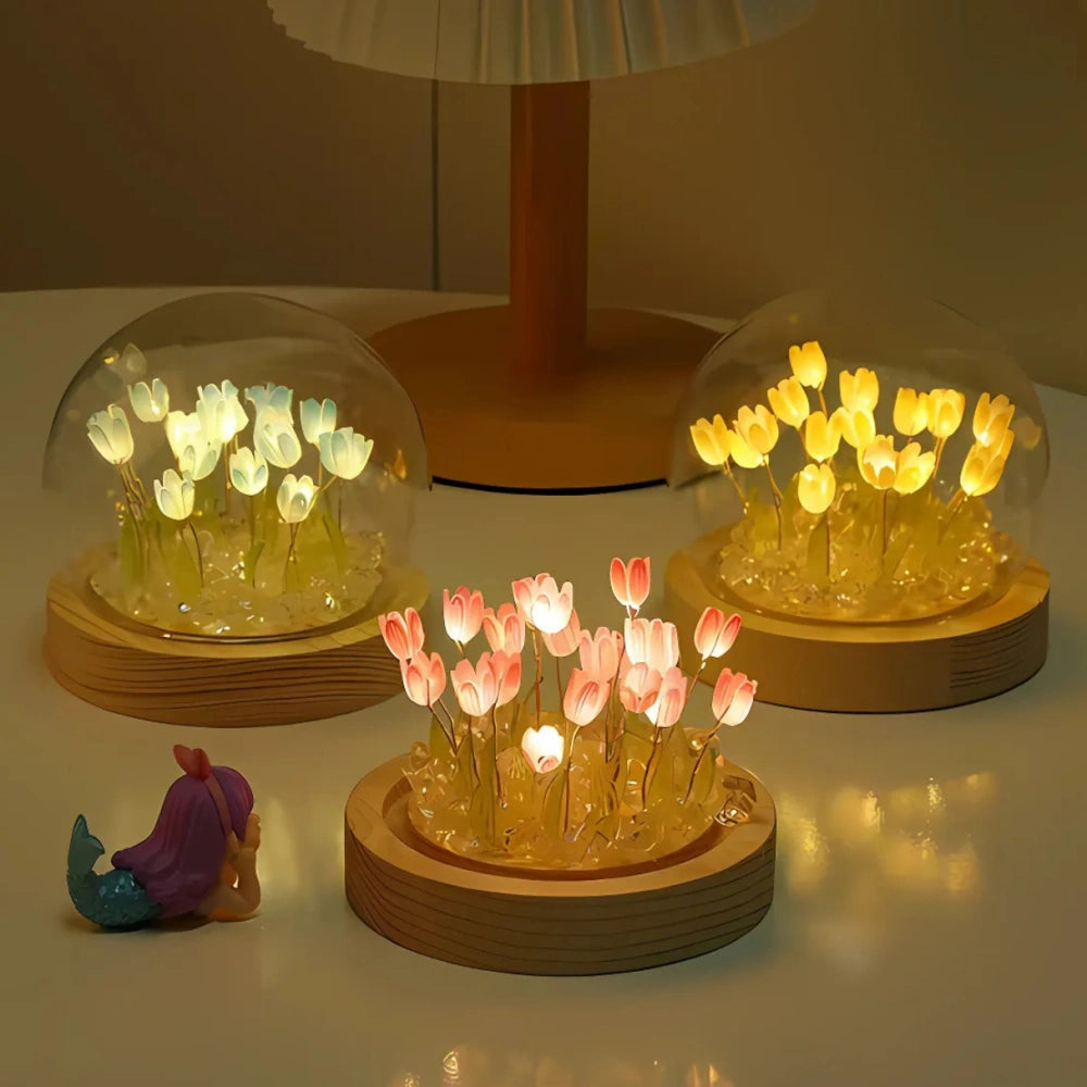 Elegancka Lampa Tulipanowa Pod Szklanym Kloszem dla Relaksującej Atmosfery