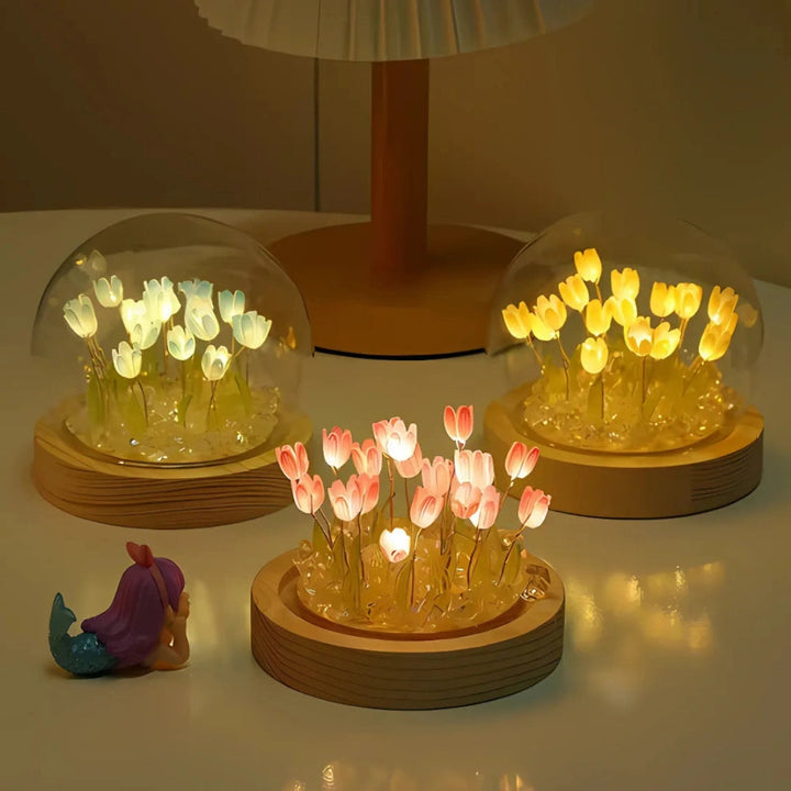 Elegancka Lampa Tulipanowa Pod Szklanym Kloszem dla Relaksującej Atmosfery