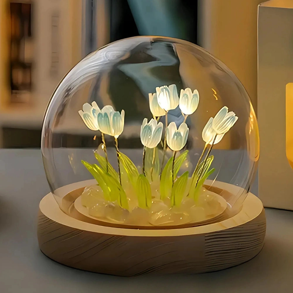 Elegancka Lampa Tulipanowa Pod Szklanym Kloszem dla Relaksującej Atmosfery