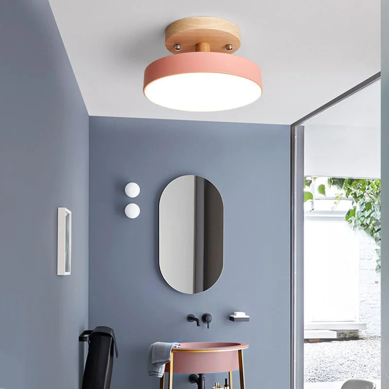 Lampa sufitowa LED z drewna