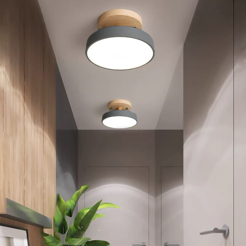 Lampa sufitowa LED z drewna