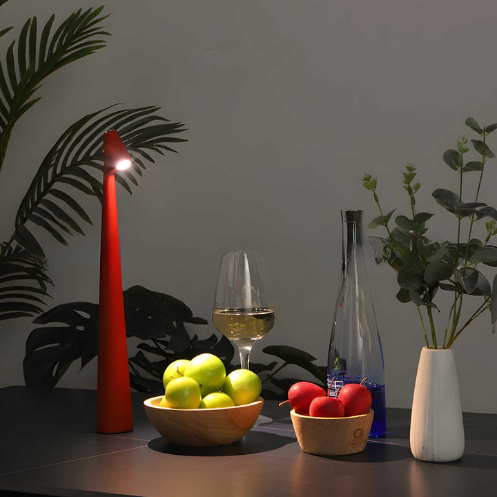 Carvallo – Elegancka Lampa Stołowa Dimbara z Wyszukaną Elegancją