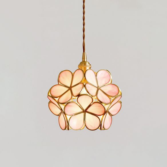 Lampa Wisząca Femke Szklana – Skandynawski design z regulowaną wysokością i kloszem w kształcie kwiatu