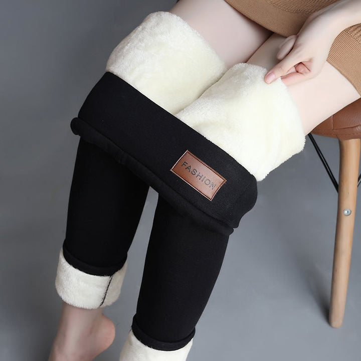 Ciepłe legginsy na zimę