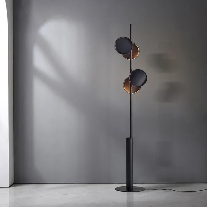 Lampa Podłogowa Typografia – Nordycka Minimalistyczna Lampa