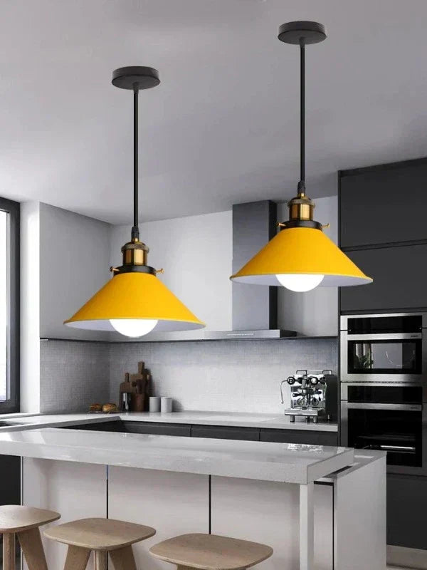 Industrialna Elegancja - LED Rogowa Lampa Wisząca