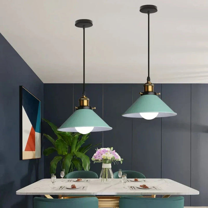 Industrialna Elegancja - LED Rogowa Lampa Wisząca