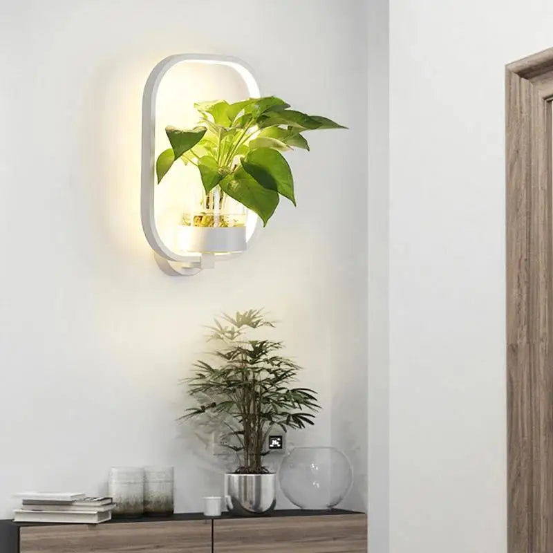 Lumora Lampa Ścienna do Roślin – Eleganckie oświetlenie wewnętrzne z wbudowanym uchwytem na rośliny