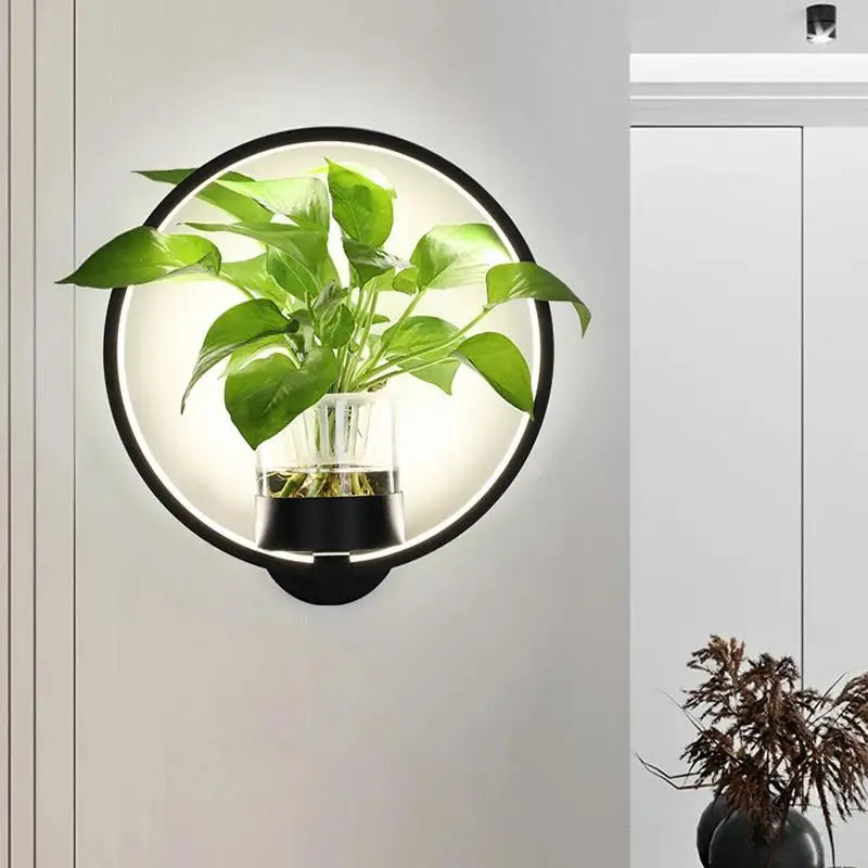 Lumora Lampa Ścienna do Roślin – Eleganckie oświetlenie wewnętrzne z wbudowanym uchwytem na rośliny
