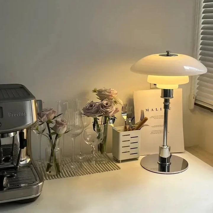 Nordisk Glasbordsbelysning – Minimalistyczna lampa LED do domu