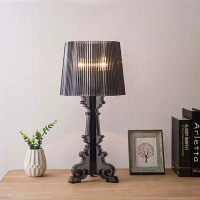 Burgundowa Lampa Stołowa z Ponadczasową Elegancją do Wnętrz