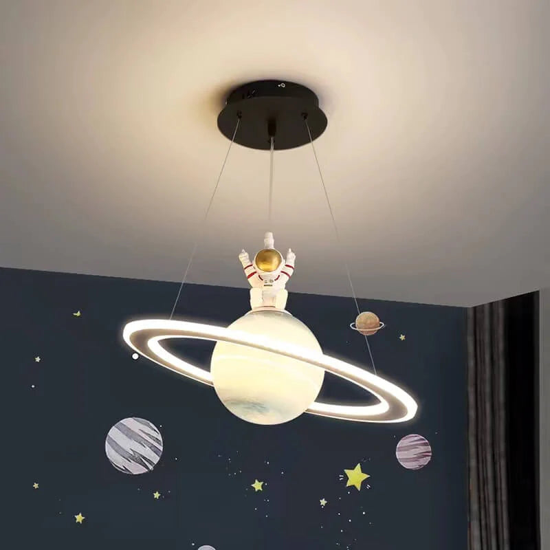 Lampa LED Wisząca z Planetarnym Motywem do Pokoju Dziecięcego