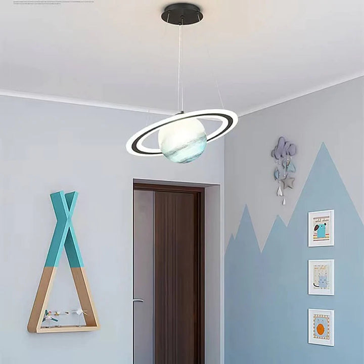 Lampa LED Wisząca z Planetarnym Motywem do Pokoju Dziecięcego