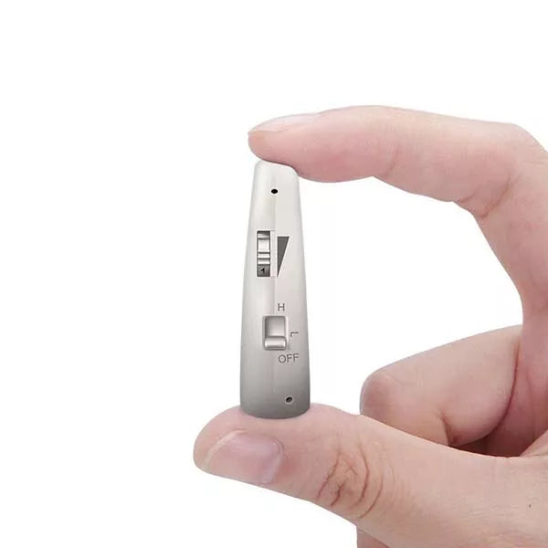 Cyfrowy aparat słuchowy, ładowany przez USB, za uchem
