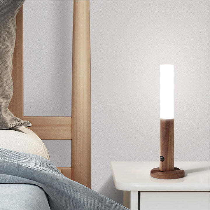 Ładowalna lampa ścienna LED – Lampa z czujnikiem ruchu USB z magnesem do sypialni, salonu i schodów