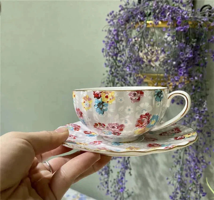 Luksusowy kubek do kawy z porcelany kostnej – Wyszukane rzemiosło