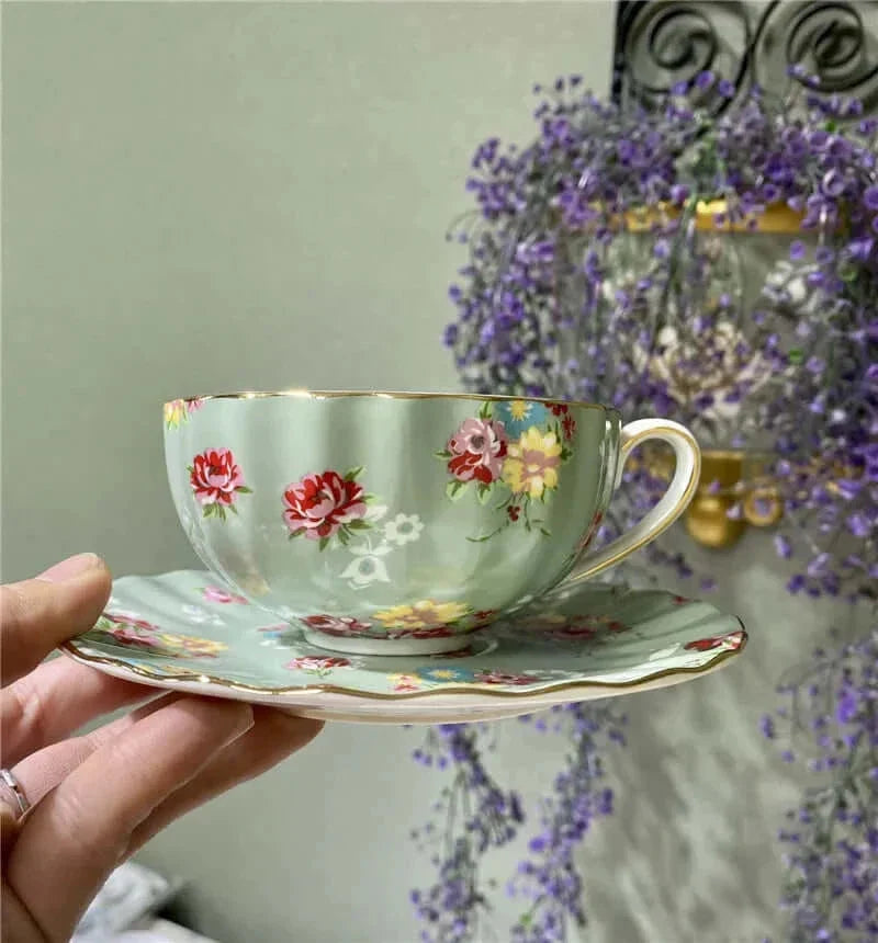 Luksusowy kubek do kawy z porcelany kostnej – Wyszukane rzemiosło