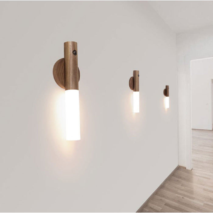 Ładowalna lampa ścienna LED – Lampa z czujnikiem ruchu USB z magnesem do sypialni, salonu i schodów