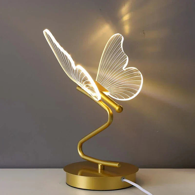 Lampa stołowa Carvallo Lunavia | 3 źródła światła | Motyw motyla | Akryl i złoto | 6 W