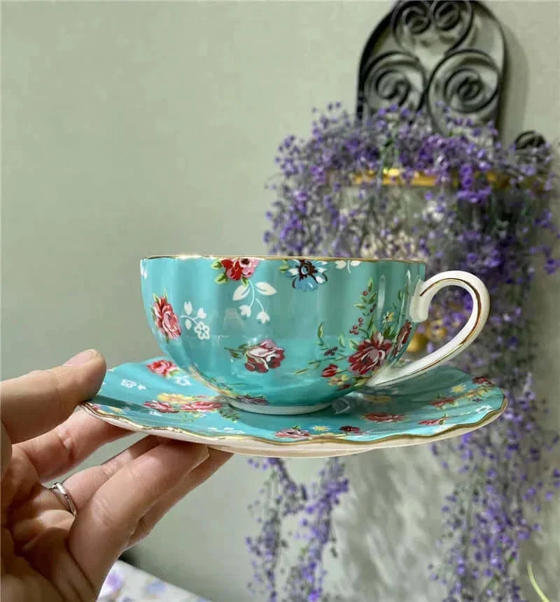 Luksusowy kubek do kawy z porcelany kostnej – Wyszukane rzemiosło