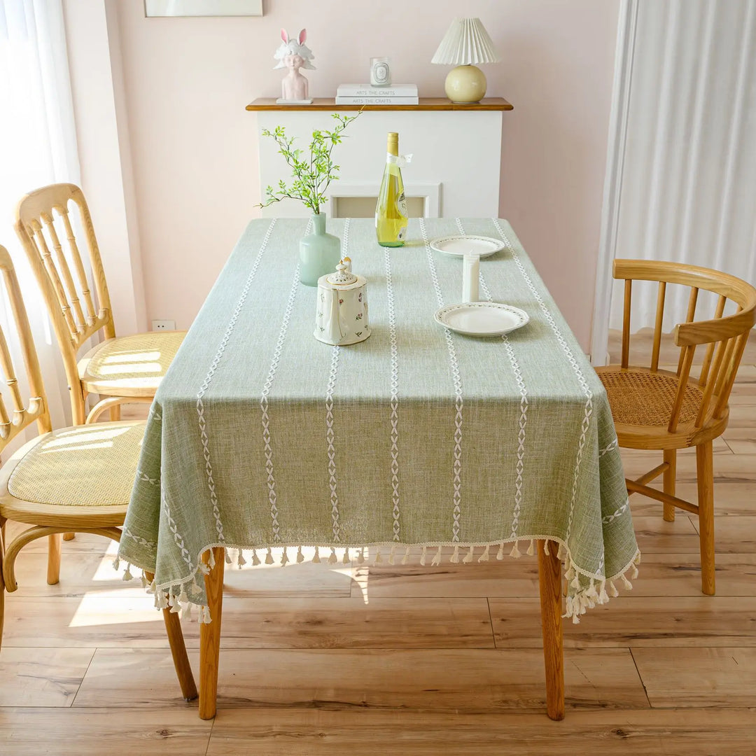 Ponadczasowy Bawełnowo-Lniany Obrus z Frędzlami