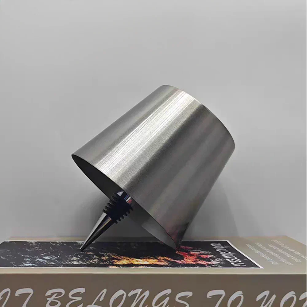 Lampa butelkowa Metalowa lampa stołowa
