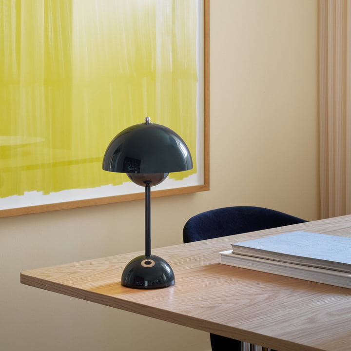 LunarGlow - Lampa biurkowa LED do nowoczesnych wnętrz