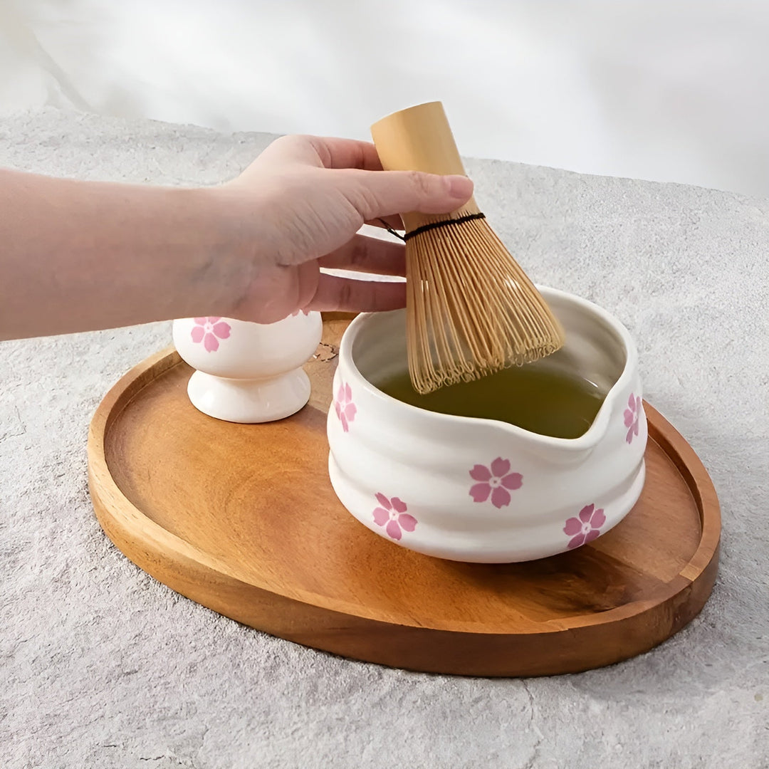 Zestaw Matcha z 5 częściami – Japońska herbata z filiżanką, bambusowym pędzlem i sitkiem.